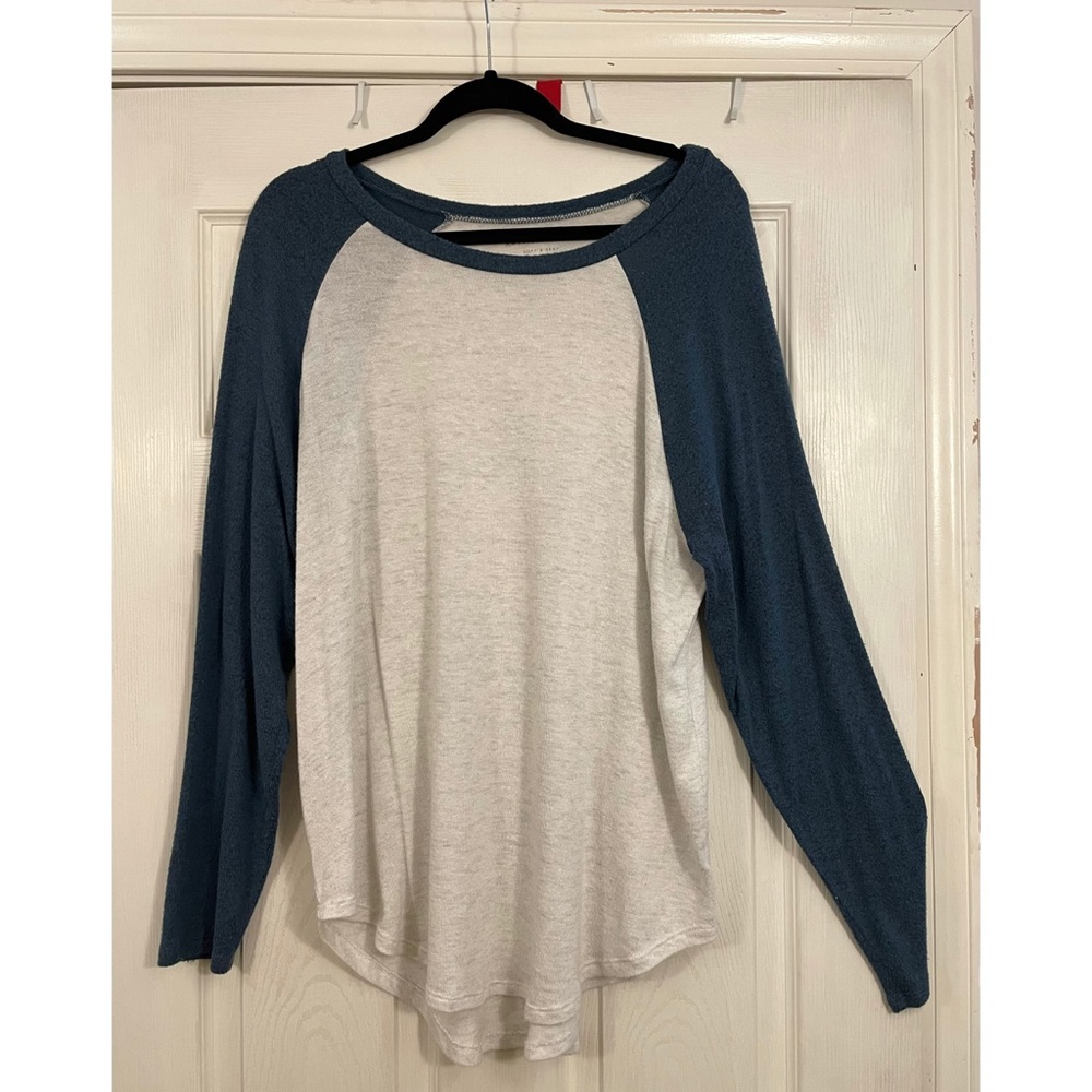 American Eagle Soft & Sexy Long Sleeve Shirt